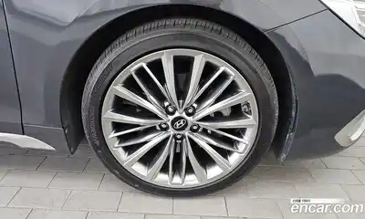 Hyundai Grandeur 2017 2.4 автомат (гидро), миниатюра 7