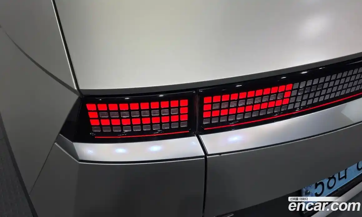 Hyundai Ioniq 5 2022 0.1 гидро, фото 9