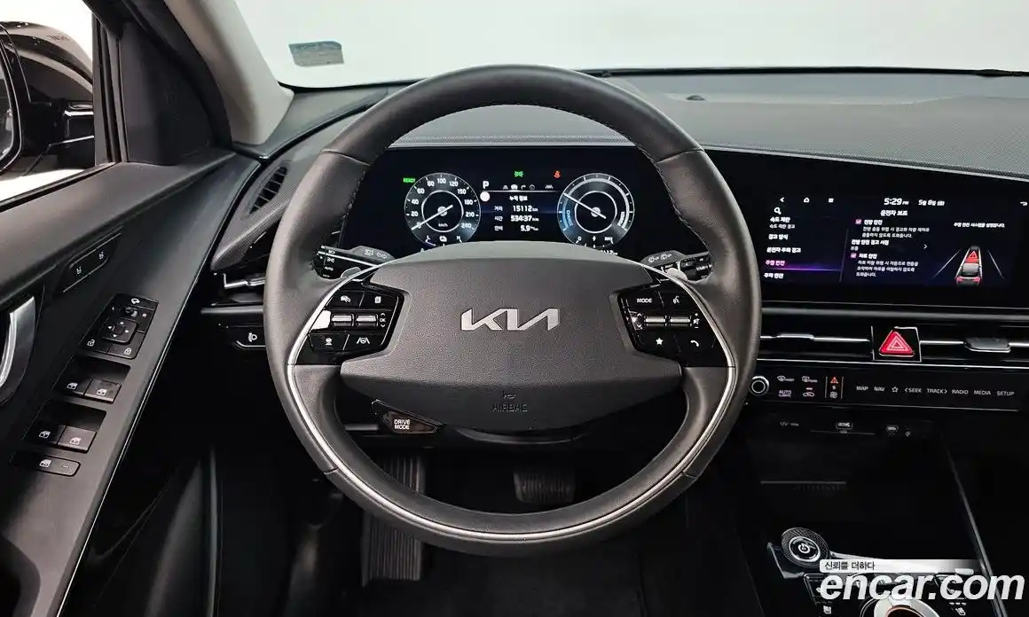 Kia Niro 2023 0.2 автомат (гидро), фото 20