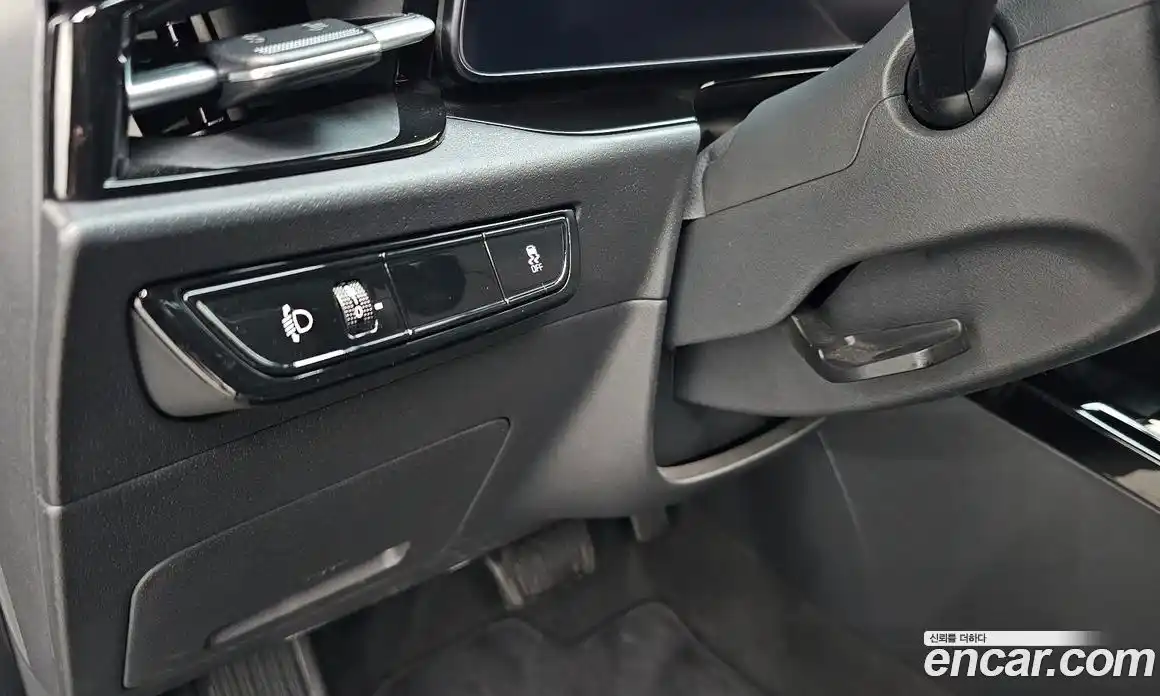 Kia Niro 2023 0.2 автомат (гидро), фото 22