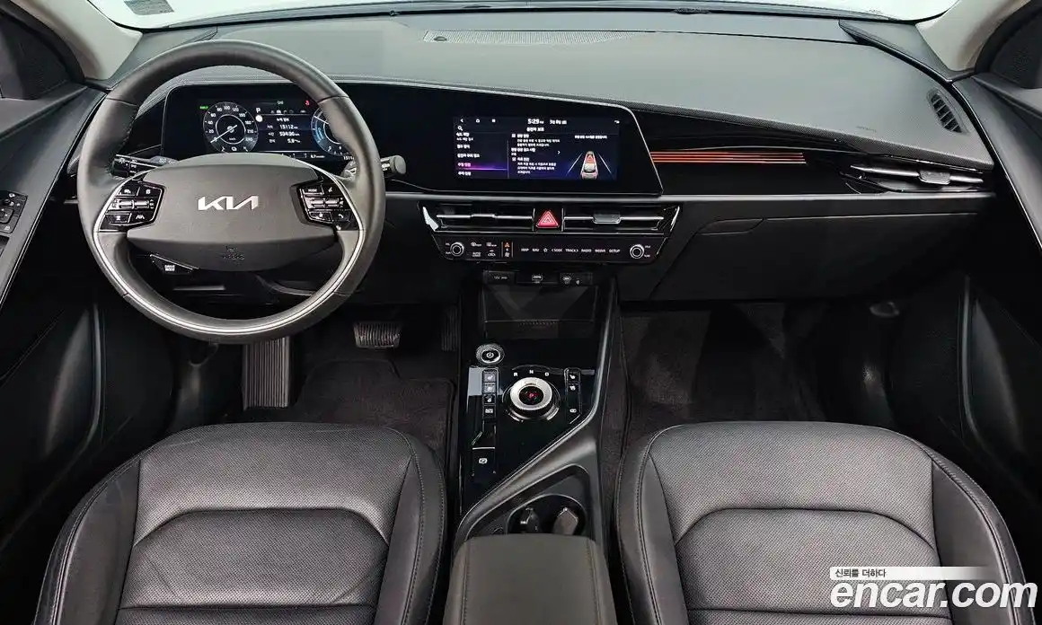 Kia Niro 2023 0.2 автомат (гидро), фото 9