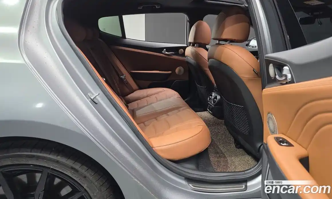 Kia Stinger 2023 3.3 гидро, фото 18