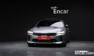 Kia Stinger 2023 3.3 гидро, миниатюра 3