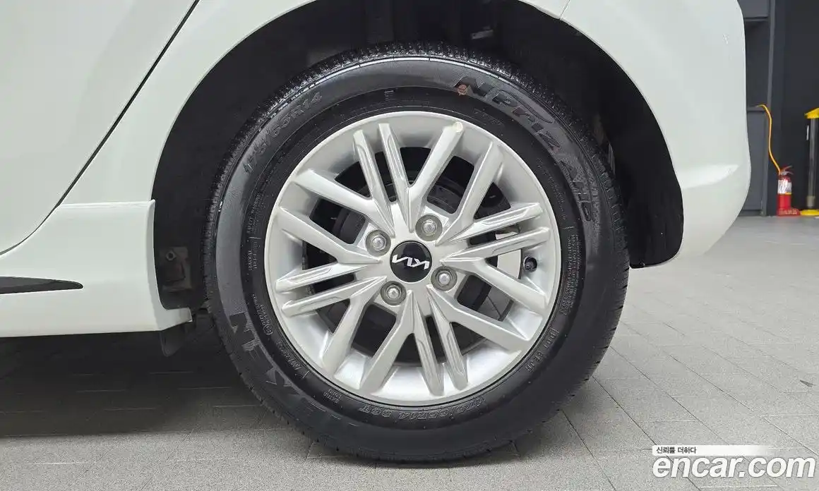 Kia Morning 2023 1.0 гидро, фото 7