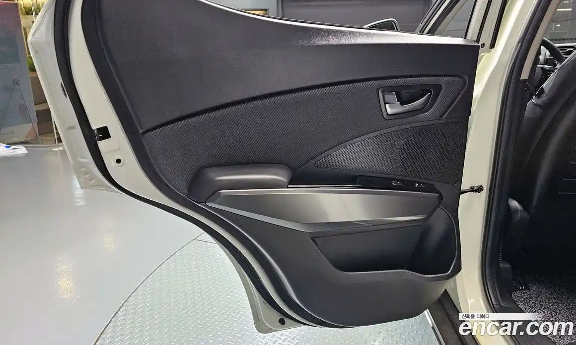 SsangYong TIBOLI 2023 1.5 автомат (гидро), фото 15
