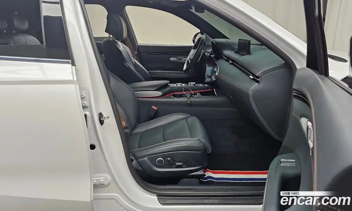 Genesis GV70 2021 2.5 автомат (гидро), фото 17
