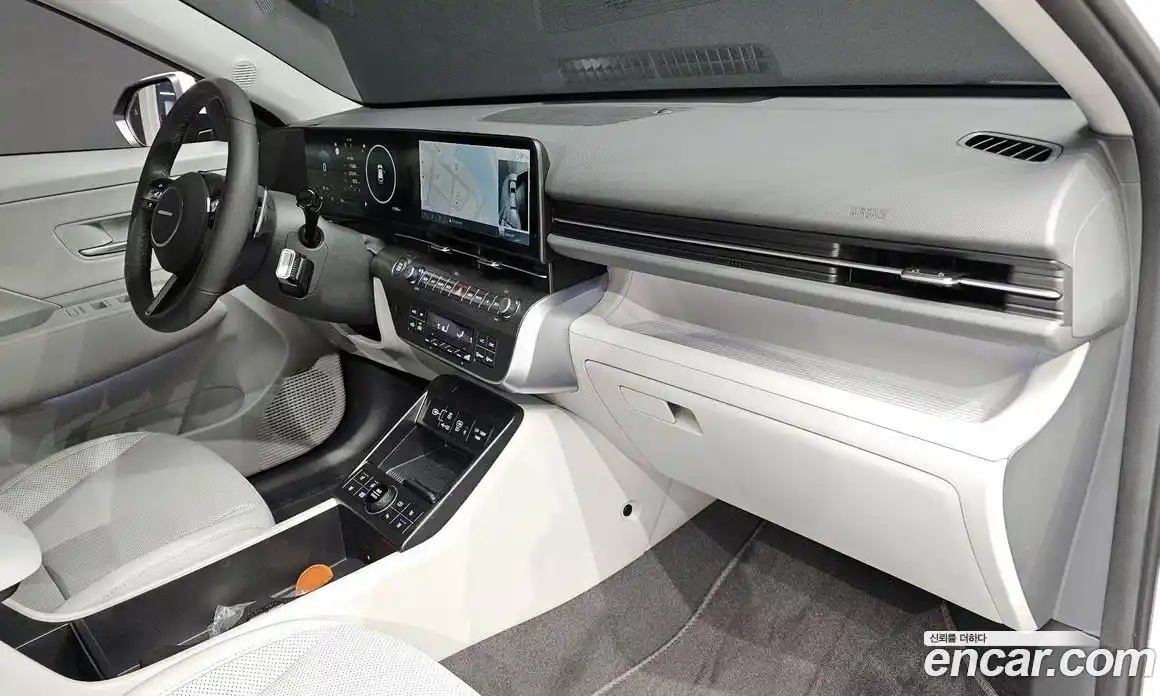 Hyundai Kona 2024 1.6 автомат (гидро), фото 29