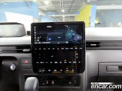 Hyundai Staria 2024 3.5 автомат (гидро), миниатюра 11