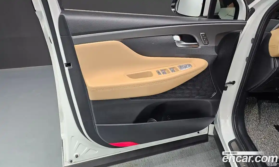 Hyundai Santa Fe 2023 2.5 гидро, фото 14