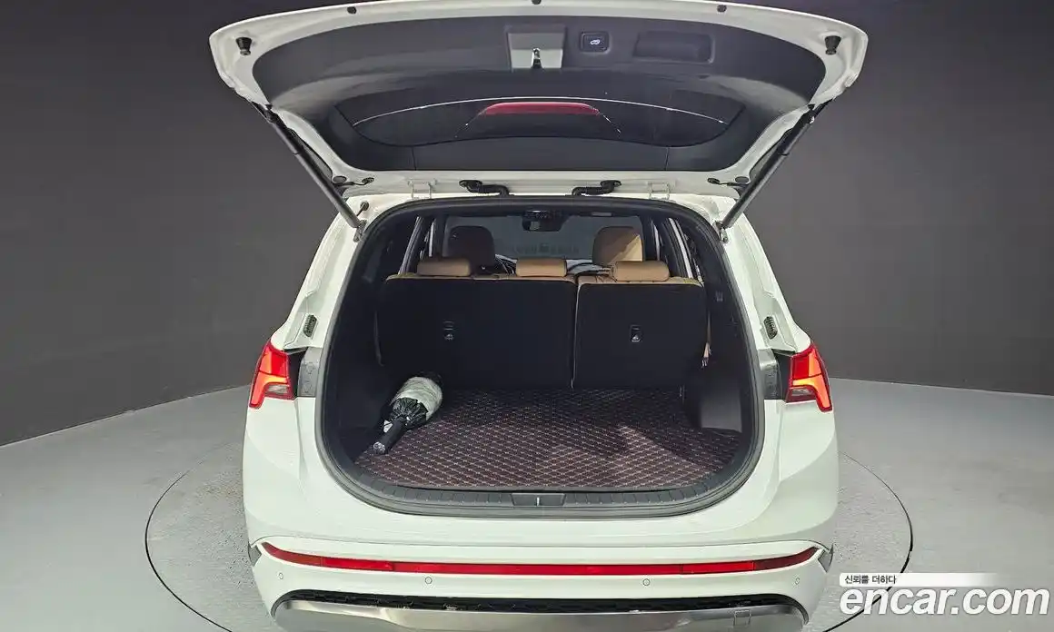 Hyundai Santa Fe 2023 2.5 гидро, фото 26