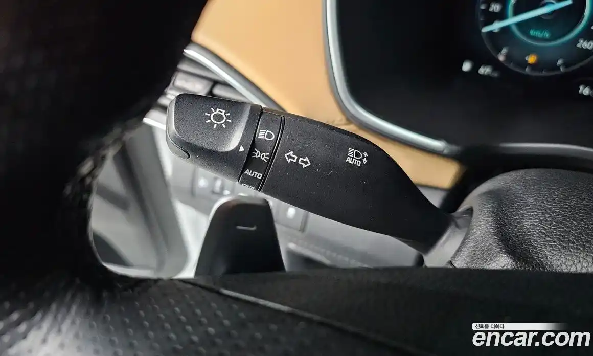 Hyundai Santa Fe 2023 2.5 гидро, фото 28