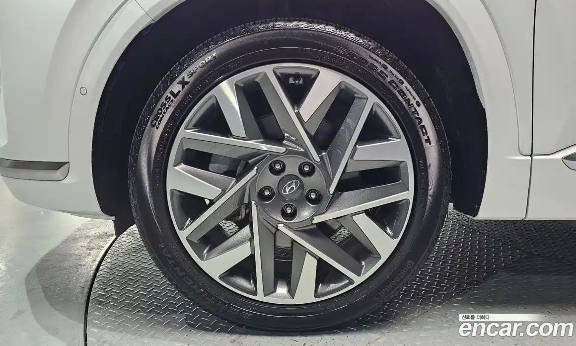 Hyundai Santa Fe 2023 2.5 гидро, фото 5