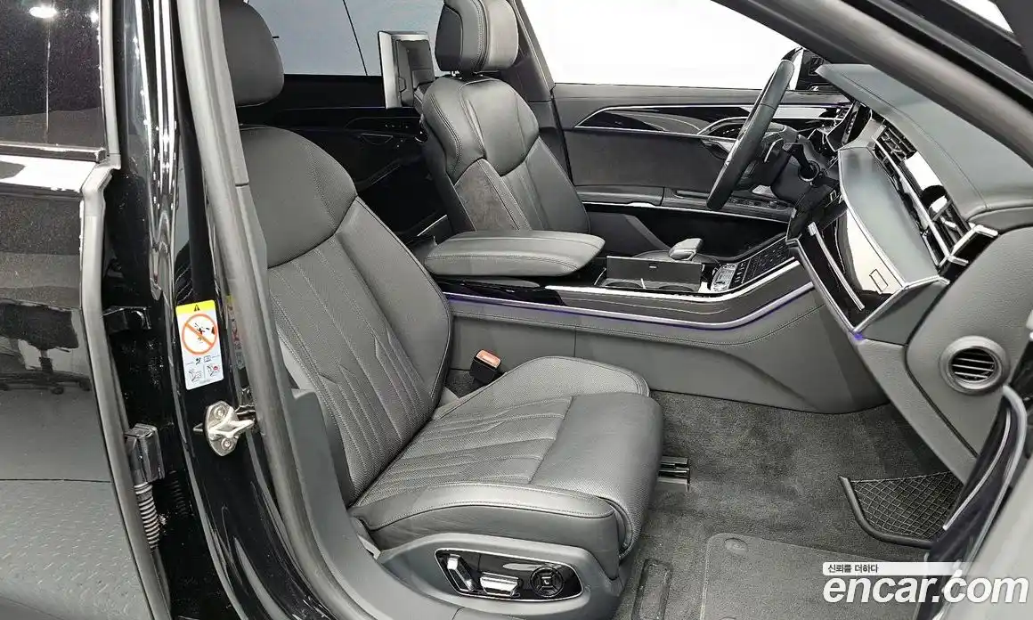 Audi A8 2021 3.0 автомат (гидро), фото 17