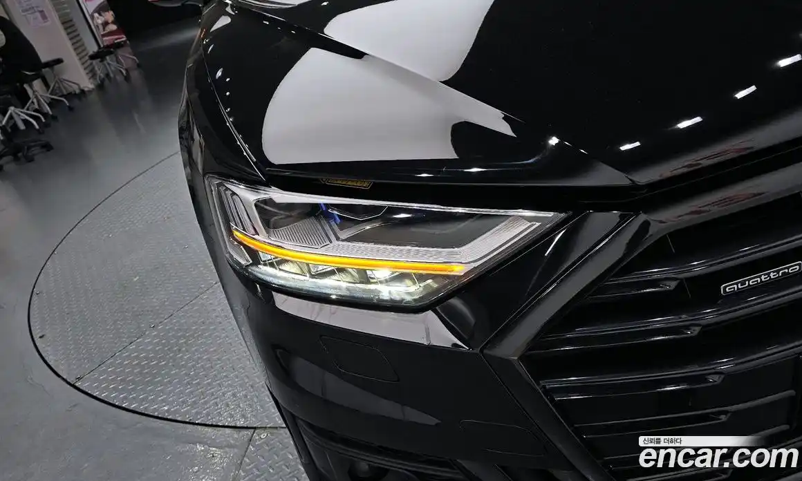 Audi A8 2021 3.0 автомат (гидро), фото 8