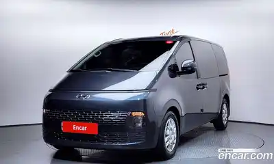 Hyundai Staria, 2022