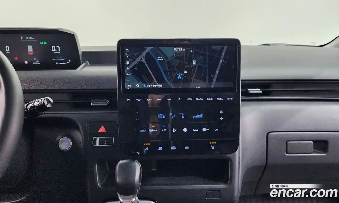 Hyundai Staria 2022 2.2 гидро, фото 18