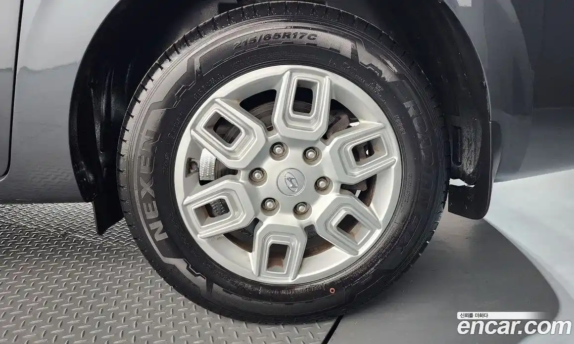 Hyundai Staria 2022 2.2 гидро, фото 7