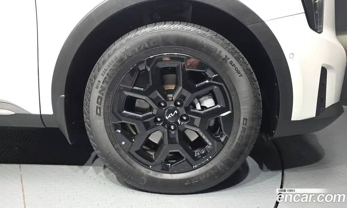 Kia Sorento 2024 1.6 гидро, фото 7