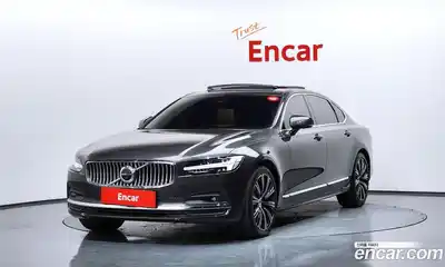 Volvo S90, 2023, 43 652 км