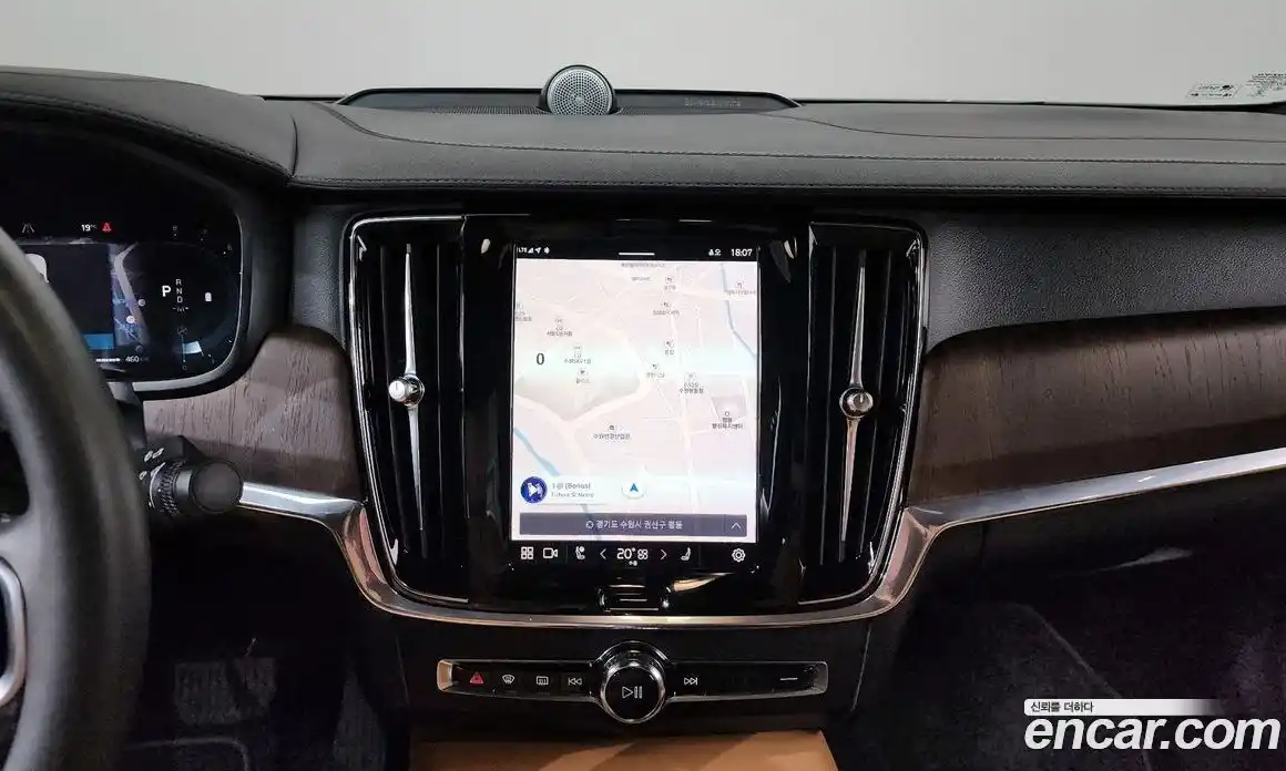 Volvo S90 2023 2.0 автомат (гидро), фото 17