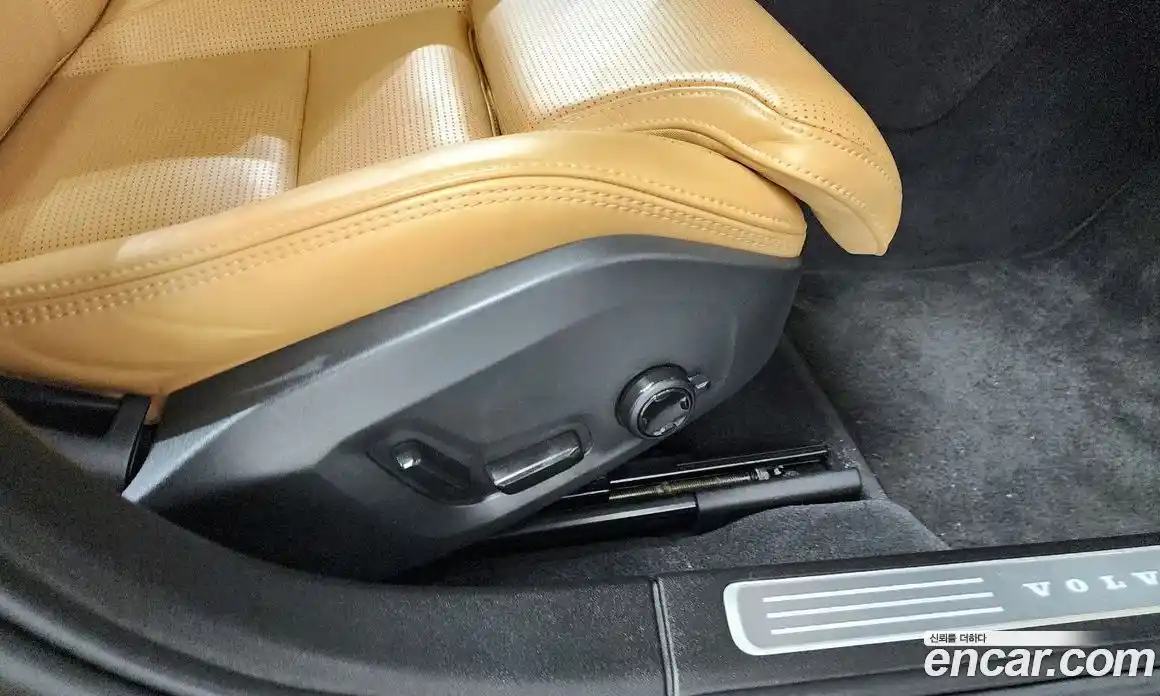Volvo S90 2023 2.0 автомат (гидро), фото 40