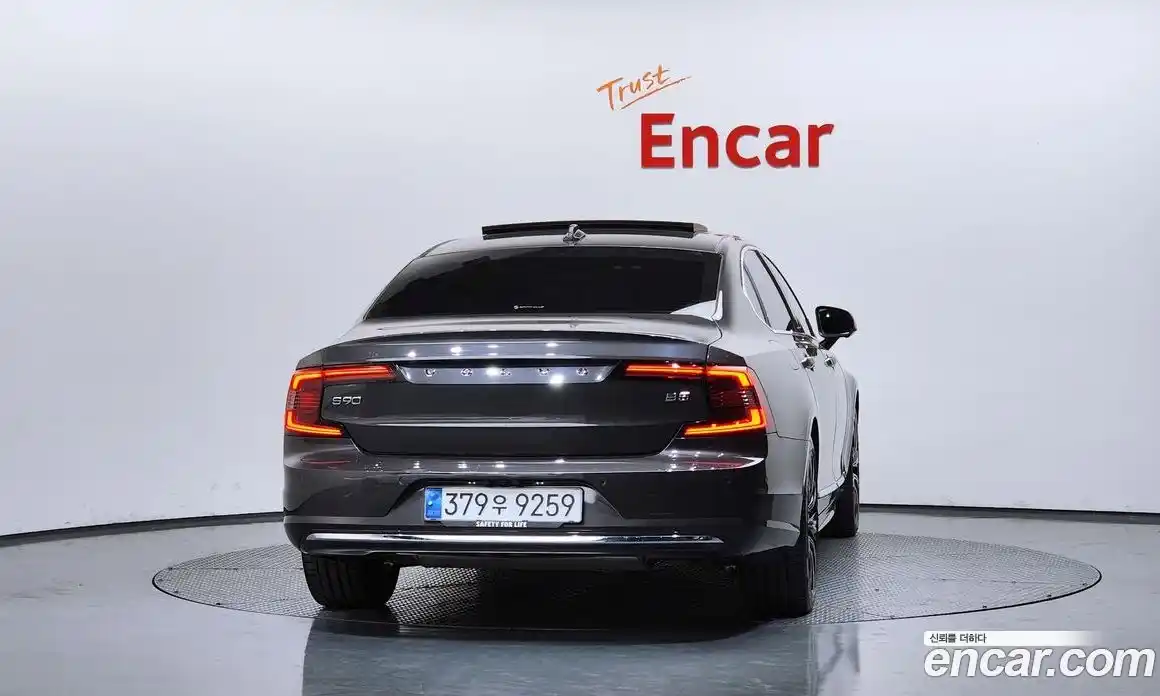 Volvo S90 2023 2.0 автомат (гидро), фото 4