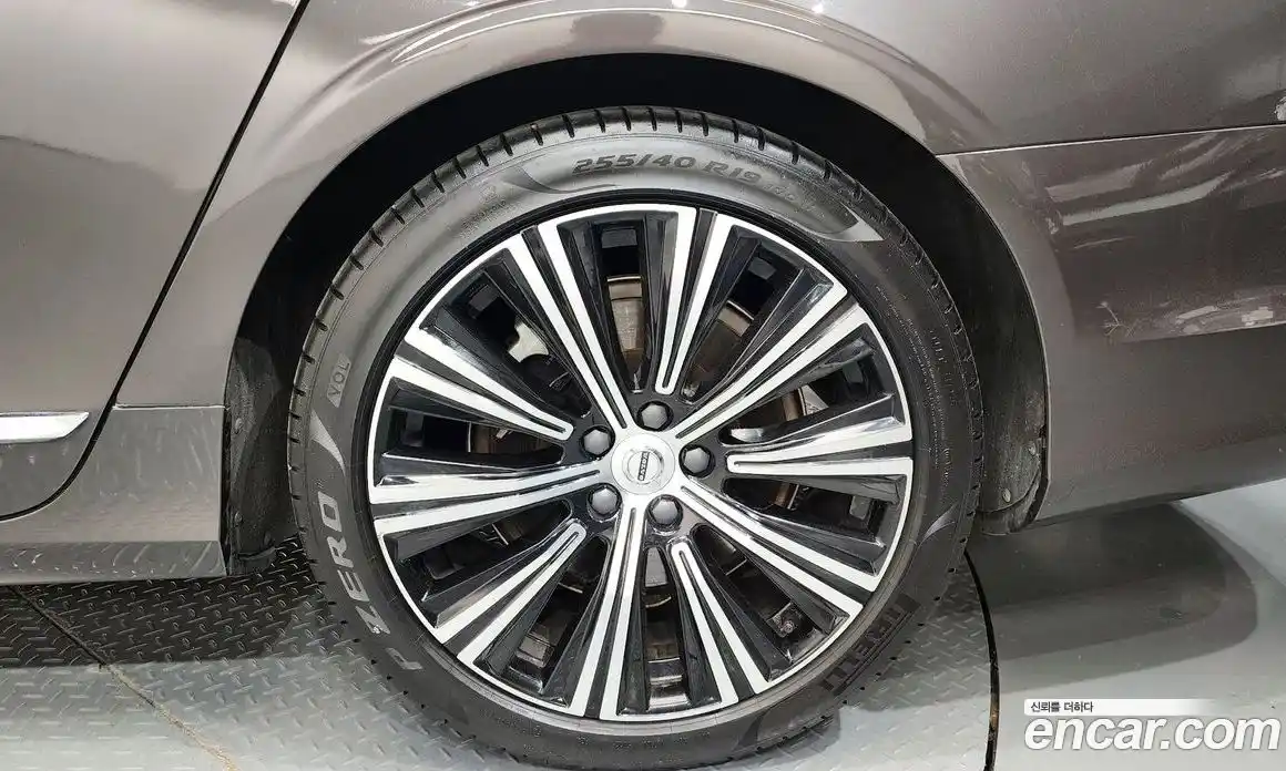 Volvo S90 2023 2.0 автомат (гидро), фото 7