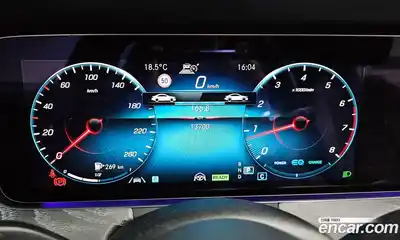 Mercedes-Benz E-Class 2023 2.0 гидро, миниатюра 11