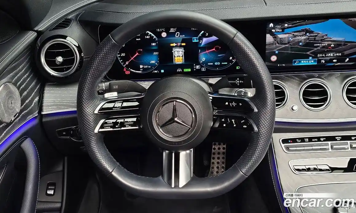 Mercedes-Benz E-Class 2023 2.0 гидро, фото 20