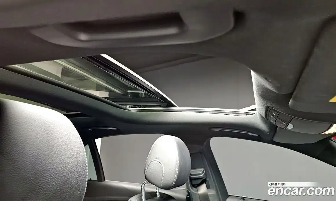Mercedes-Benz E-Class 2023 2.0 гидро, фото 24