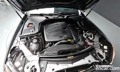 Mercedes-Benz E-Class 2023 2.0 гидро, миниатюра 6
