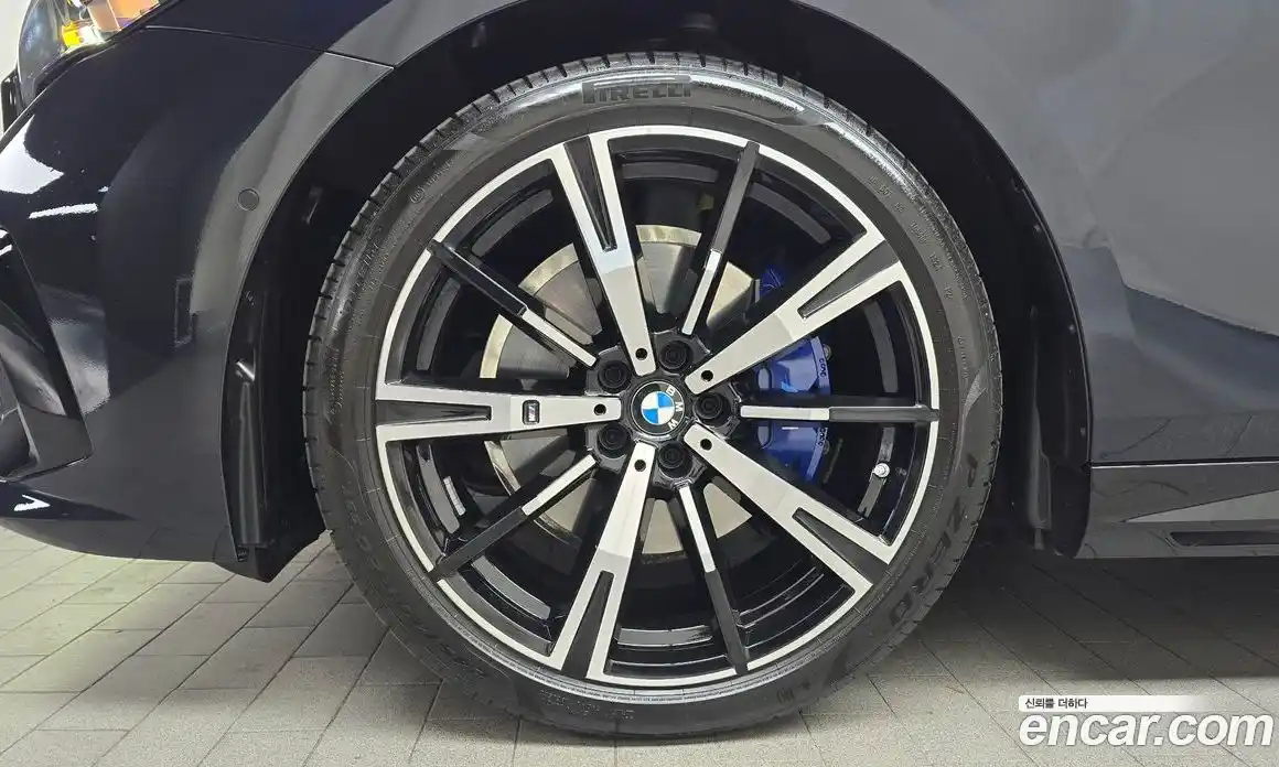 BMW 5-Series 2024 2.0 гидро, фото 5