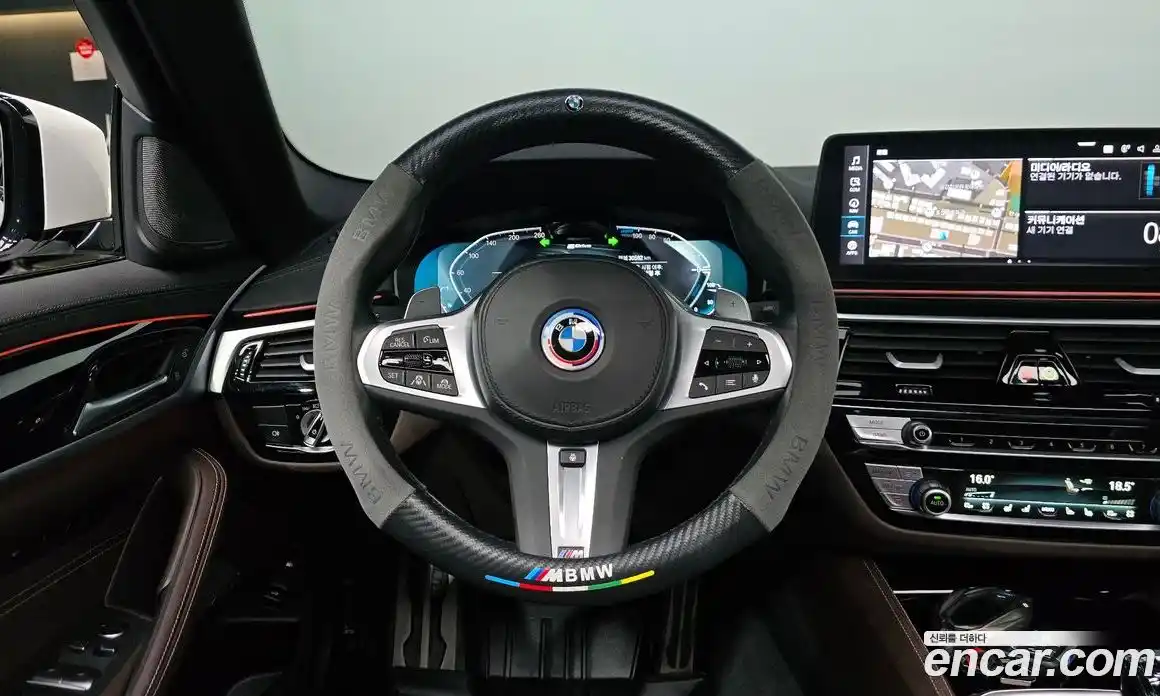 BMW 5-Series 2023 2.0 гидро, фото 17