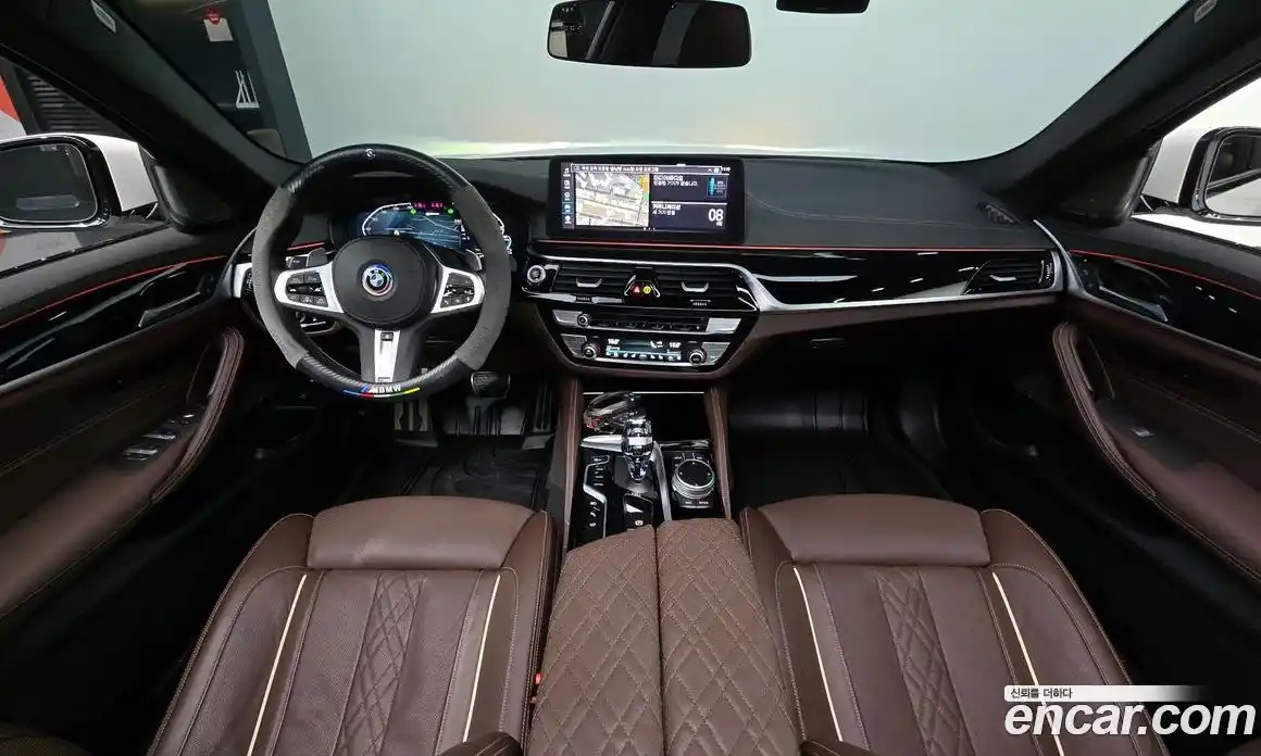 BMW 5-Series 2023 2.0 гидро, фото 9