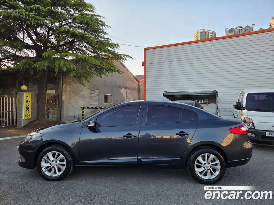 Renault SM3 2015 1.6 гидро, фото 11