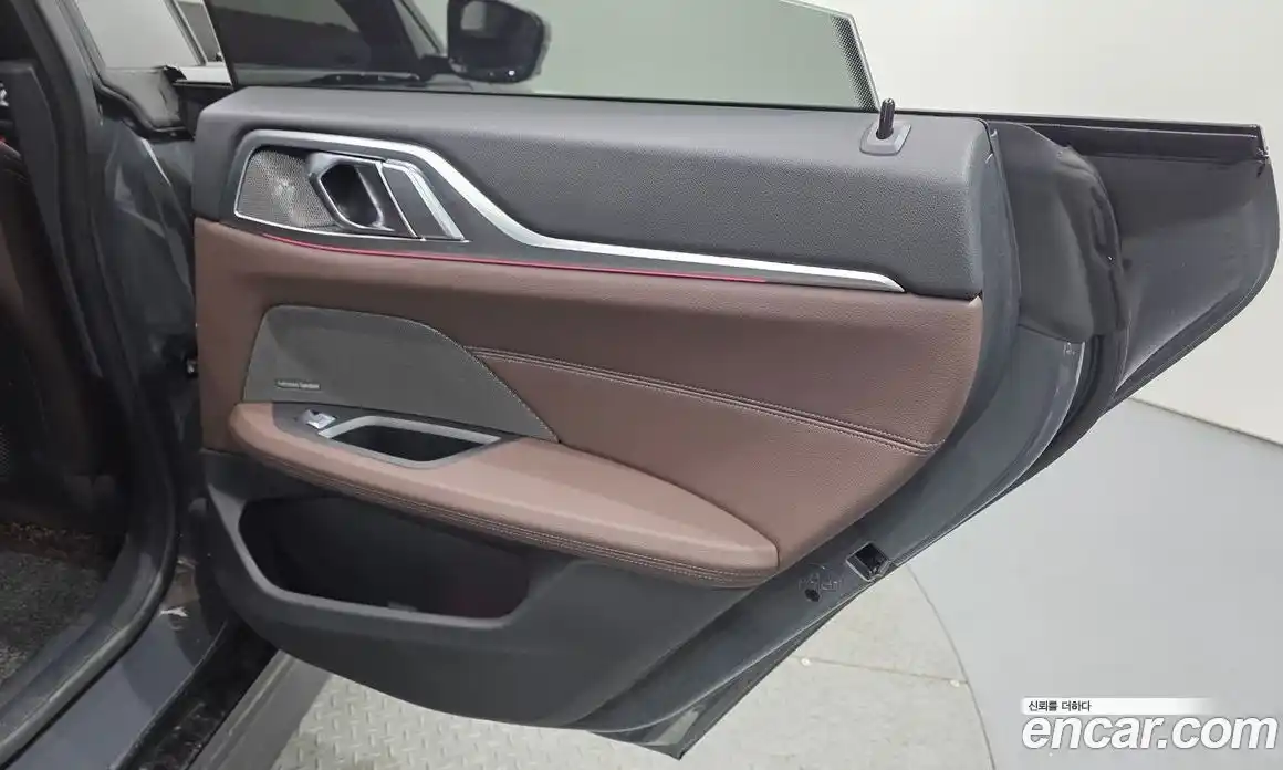 BMW i4 2022 0.2 гидро, фото 15