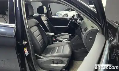 Volkswagen Tiguan 2019 2.0 автомат (гидро), миниатюра 12