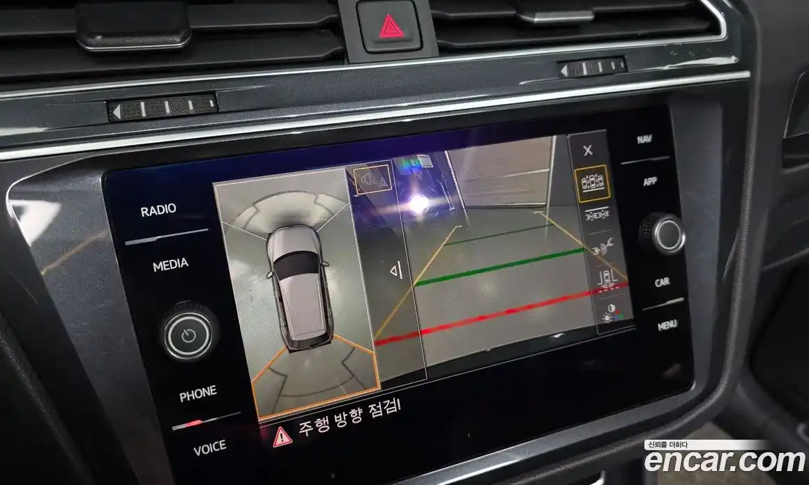 Volkswagen Tiguan 2019 2.0 автомат (гидро), фото 21
