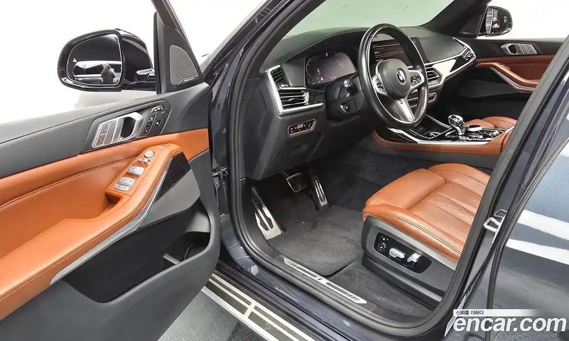 BMW X7 2021 3.0 автомат (гидро), фото 13