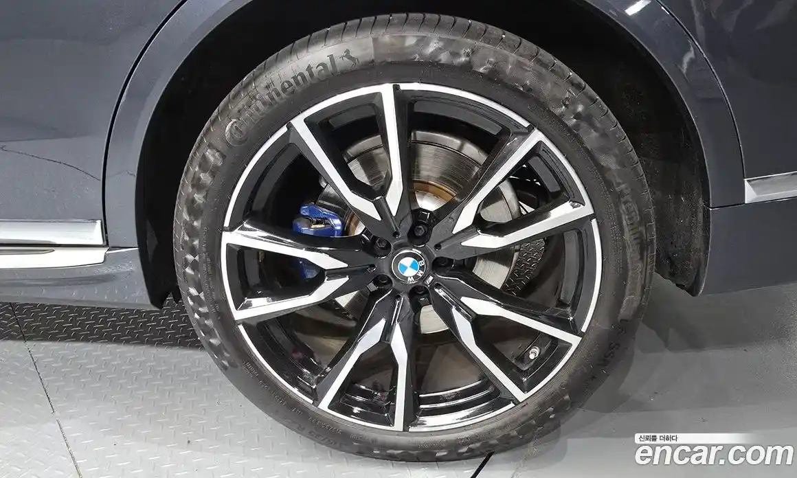 BMW X7 2021 3.0 автомат (гидро), фото 7