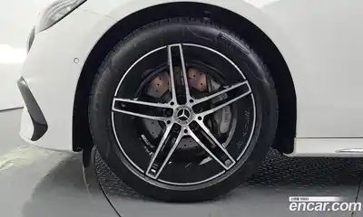 Mercedes-Benz E-Class 2025 2.0 гидро, миниатюра 5