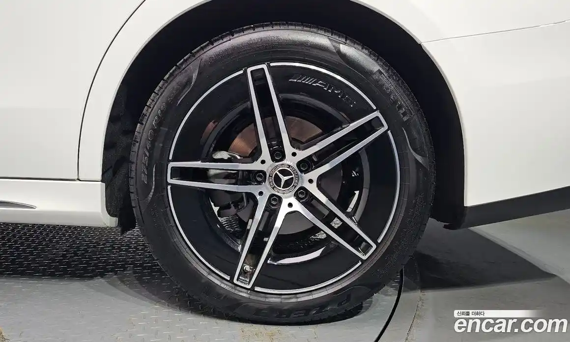 Mercedes-Benz E-Class 2025 2.0 гидро, фото 7