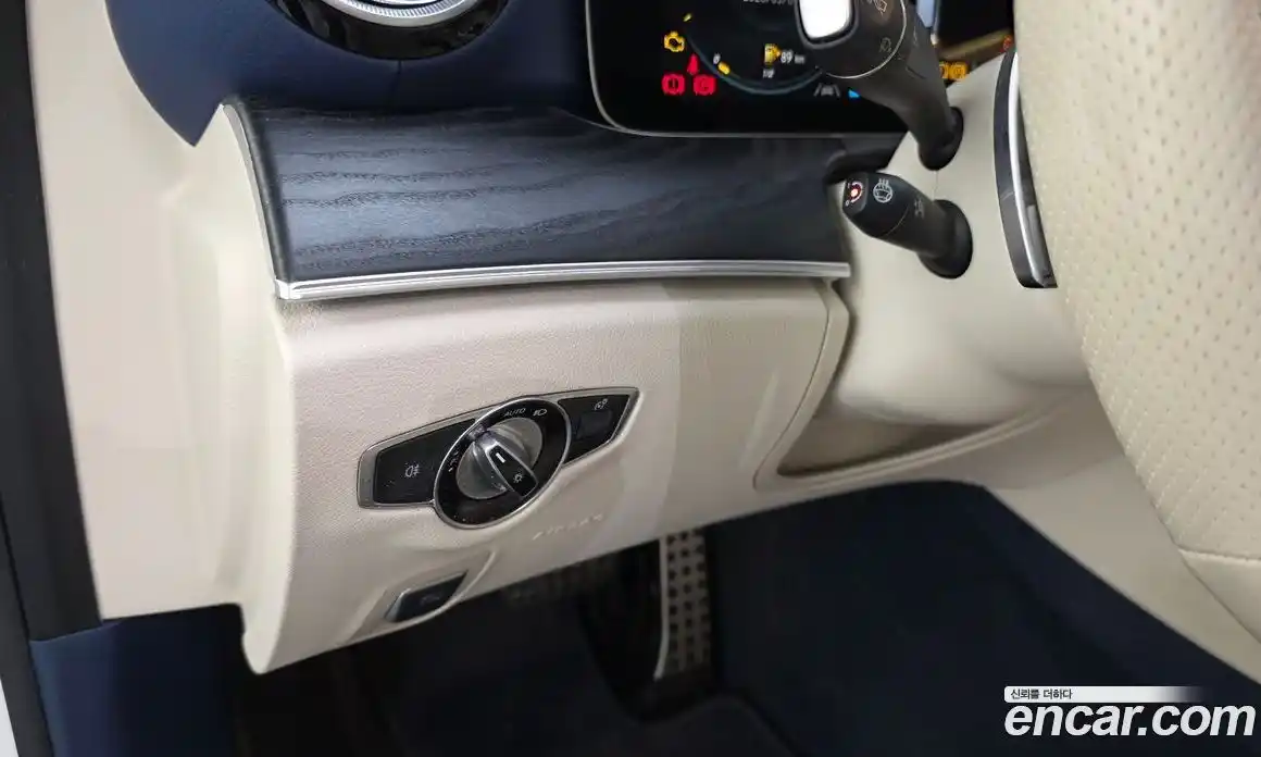 Mercedes-Benz E-Class 2022 2.0 гидро, фото 27