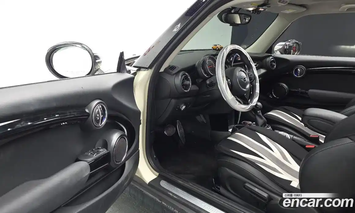 Mini Cooper 2017 1.5 автомат (гидро), фото 16