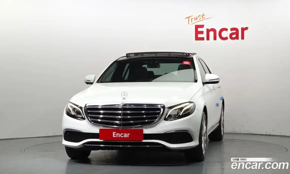 Mercedes-Benz E-Class 2019 2.0 автомат (гидро), фото 3