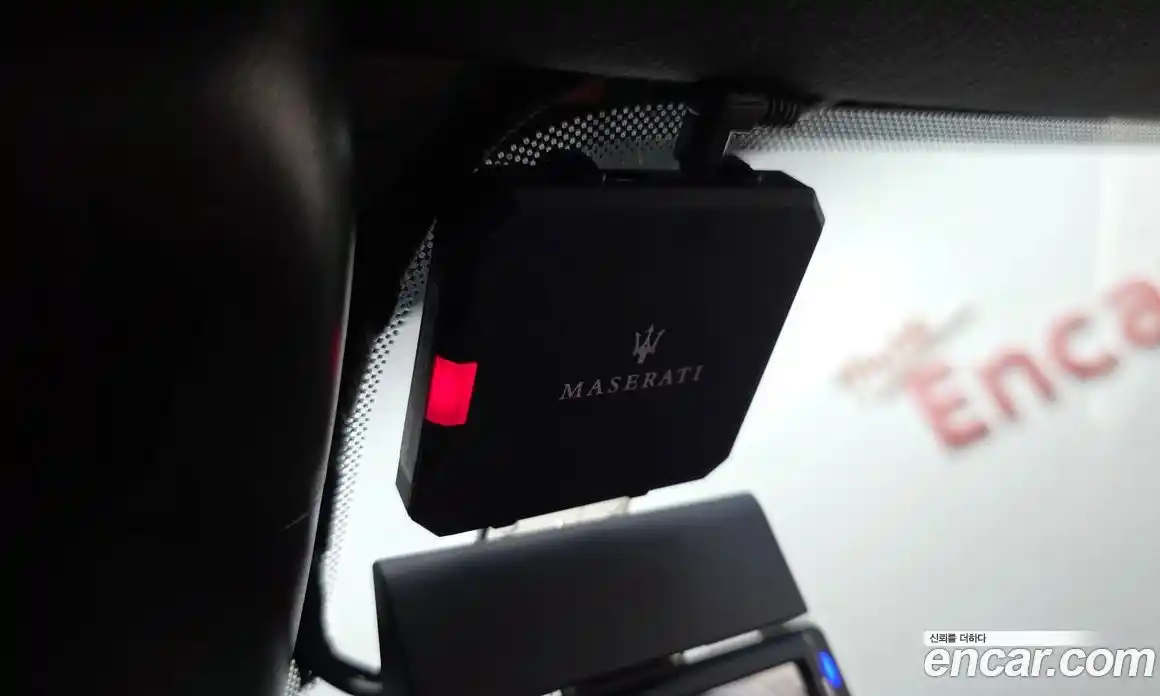 Maserati Quattroporte 2019 3.0 гидро, фото 28