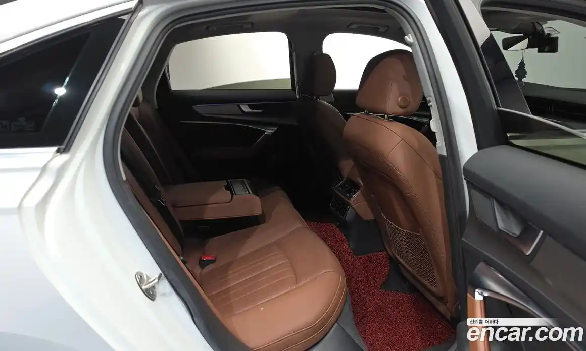 Audi A6 2021 2.0 гидро, фото 16