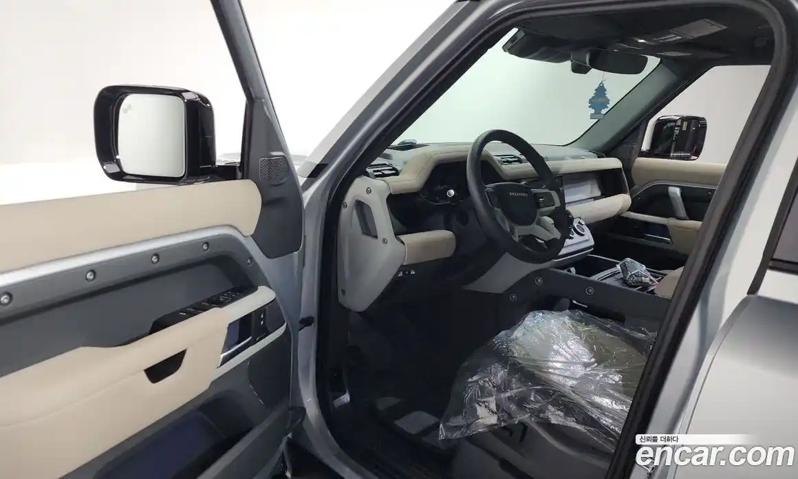 Land Rover Defender 2023 2.0 автомат (гидро), фото 13