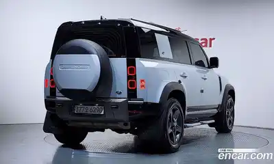 Land Rover Defender 2023 2.0 автомат (гидро), миниатюра 2