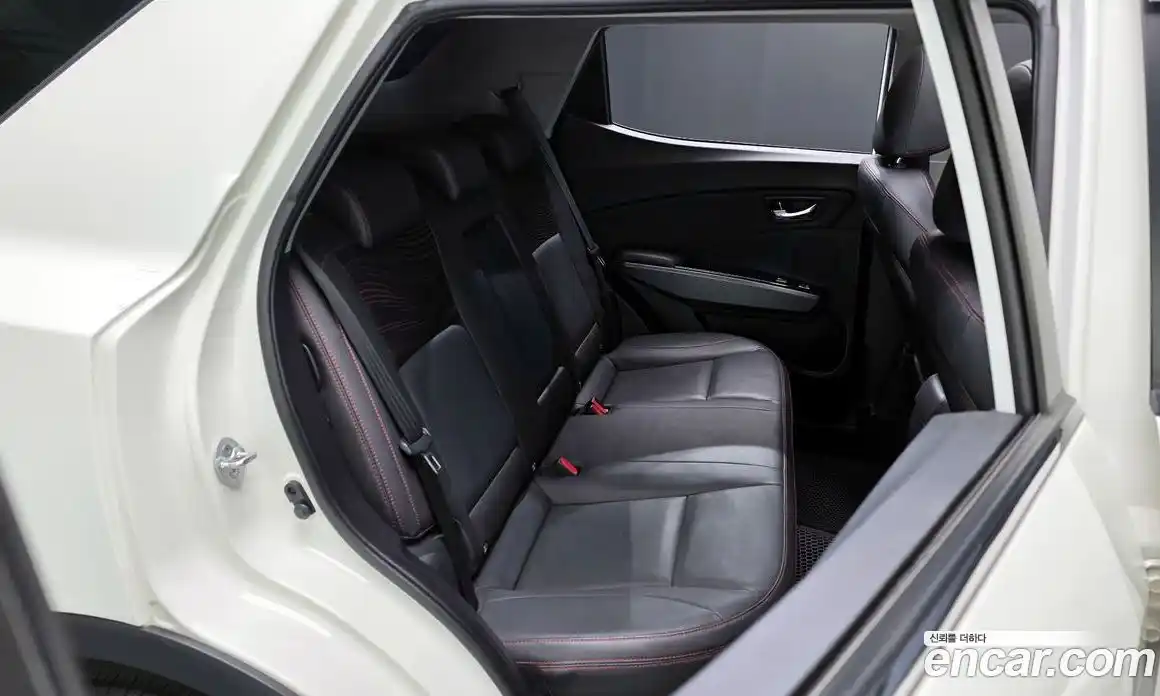 SsangYong TIBOLI 2017 1.6 автомат (гидро), фото 17